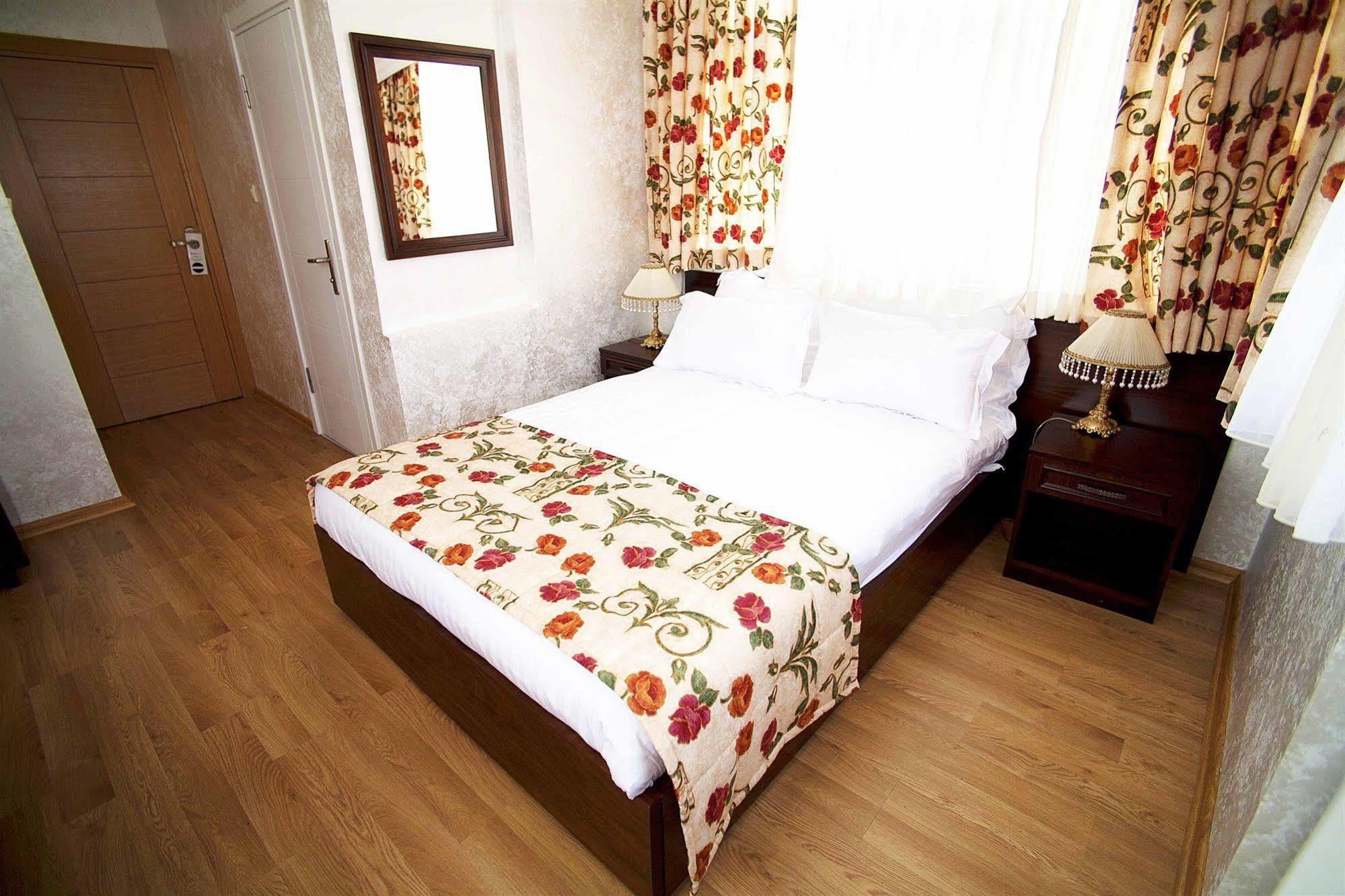 Hatay Hotel Isztambul Kültér fotó