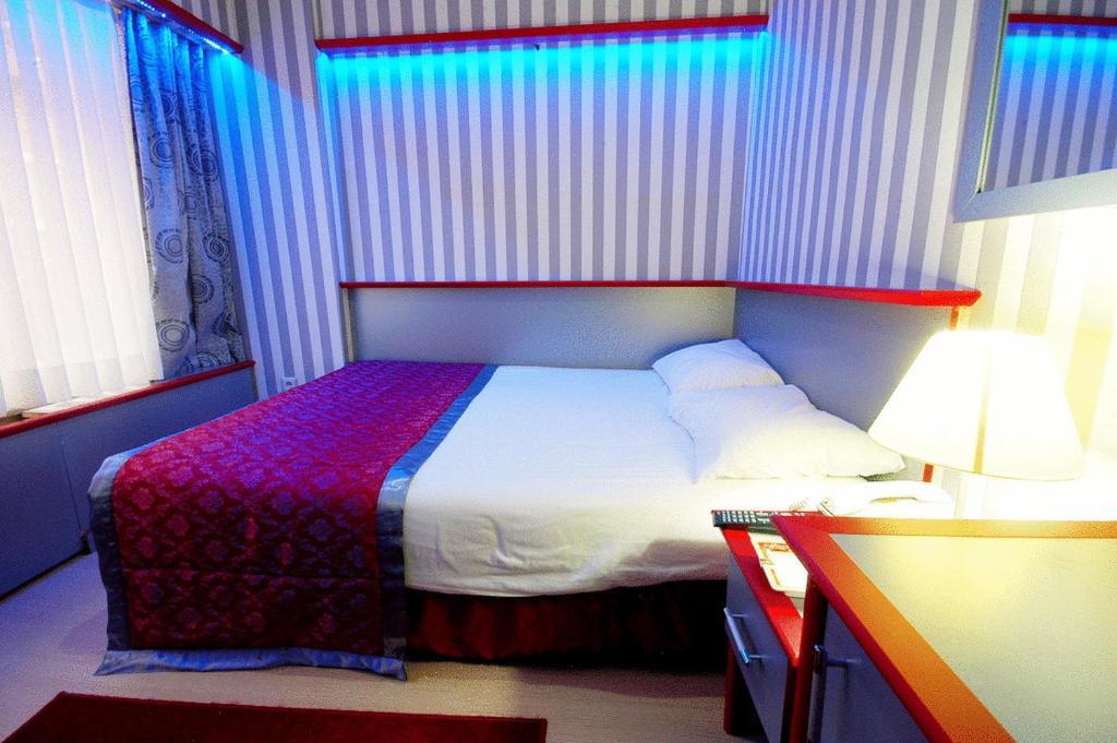 Hatay Hotel Isztambul Szoba fotó